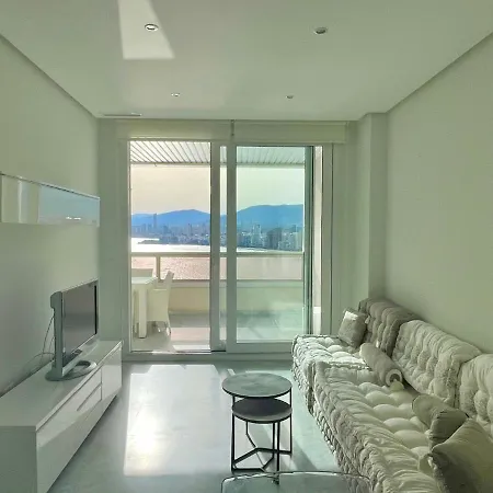 Mediterranean Views شقة *
