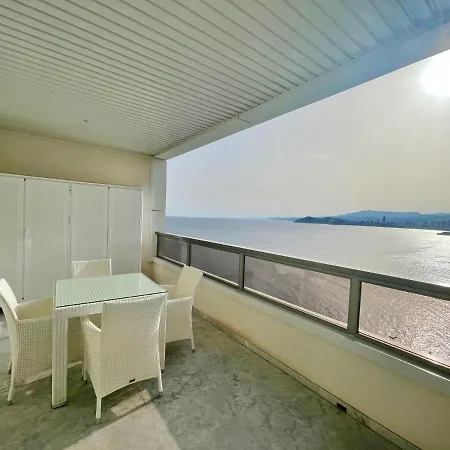 Mediterranean Views Апартаменты Бенидорм